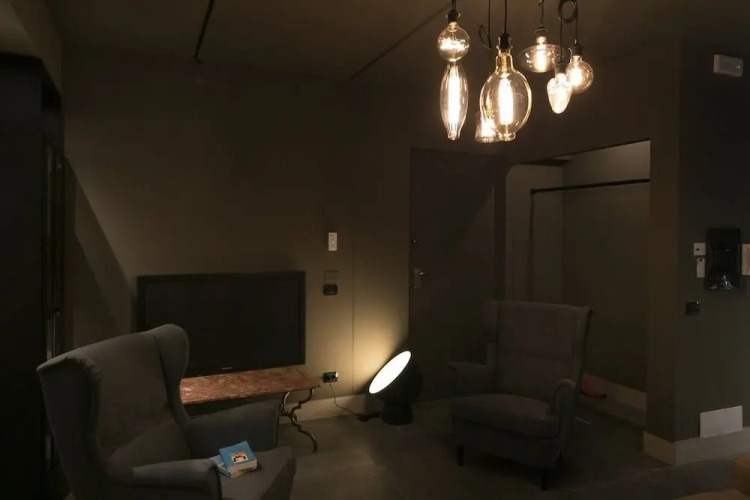 Altido Black Apartment