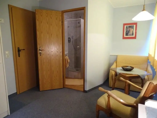 1 Bedroom Economy Single room
