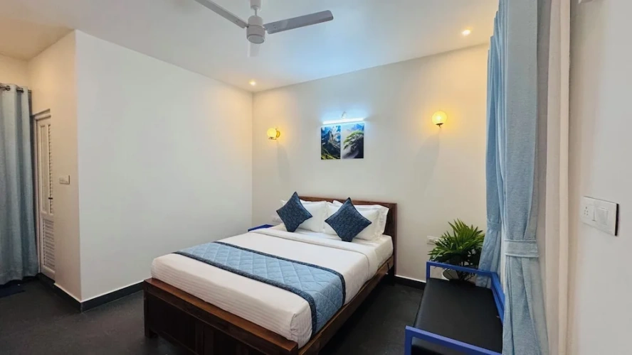 Grand room