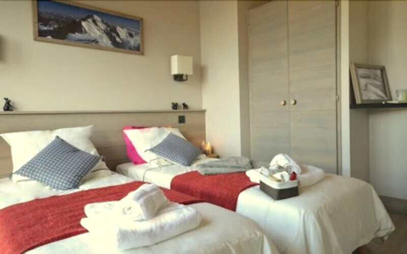 Chalet Caribou