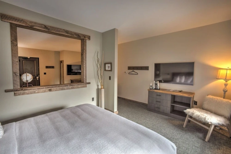 Double Suite