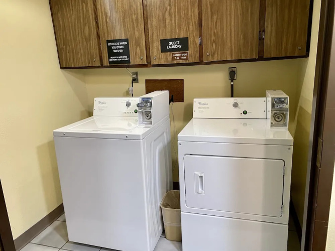 Super 8 By Wyndham Ogallala