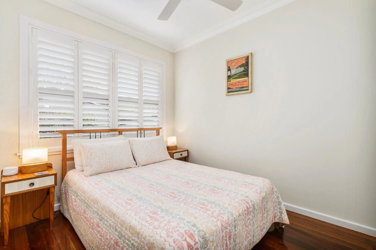 ONDINE, 4 Belmore Street