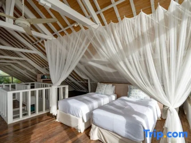 3 Bedrooms Double Villa