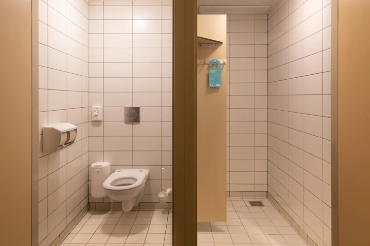 Economy Quadruple room