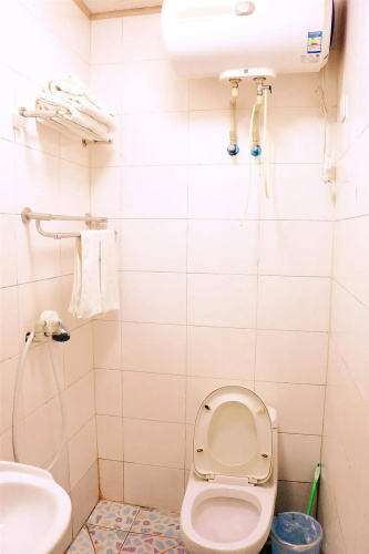 Bandao Siji Business Hotel(青岛半岛四季商务宾馆)