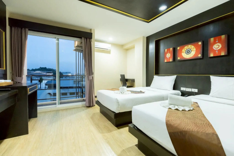 Metro Hotel & Spa