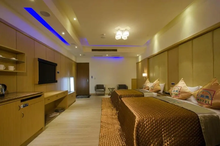 Classic Quadruple room