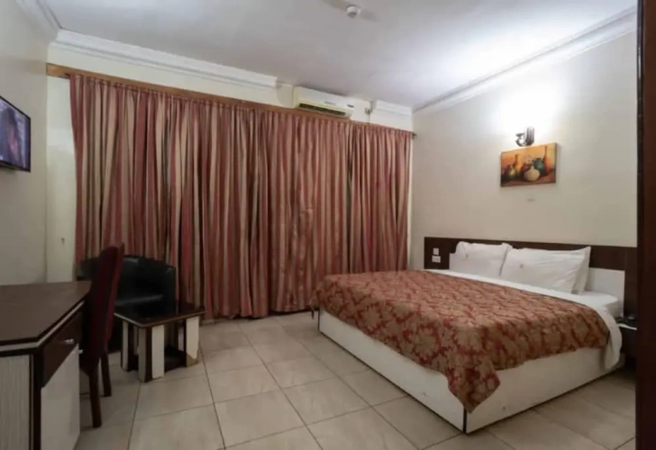 Deluxe Single room