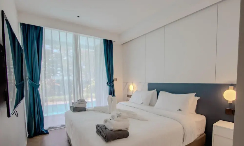 189/77 2BR Beachfront Seaview Pool Access