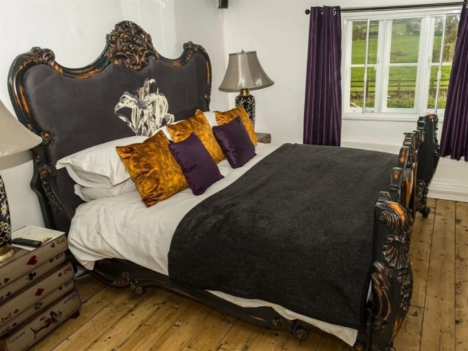 The Apple Tree Inn