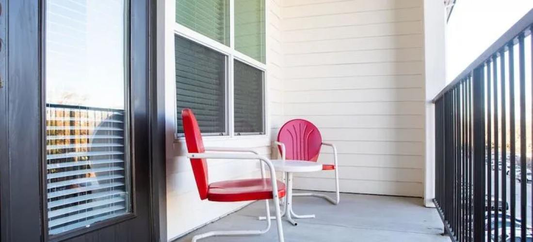 WanderJaunt -- Luxe East Austin Apartments