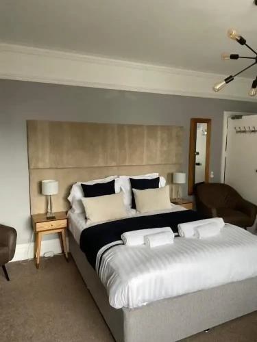 Superior Double room with partial sea view