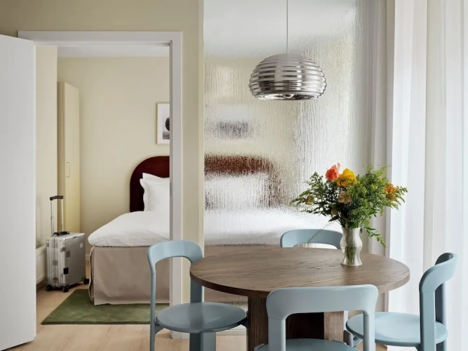 1 Bedroom Apartment