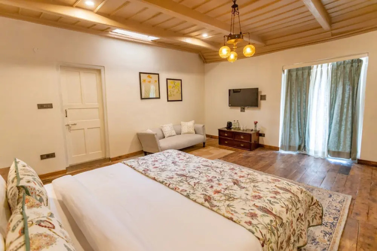 Seclude Shimla Taraview