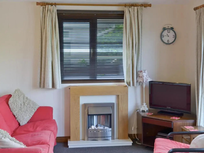 Yare View Lodge