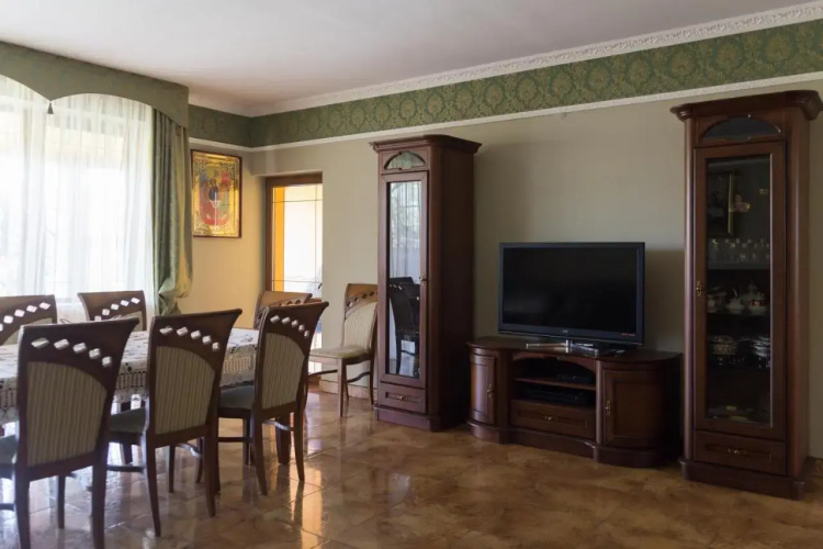 Semeyny Guest House