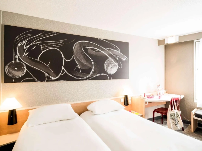 Standard Twin room