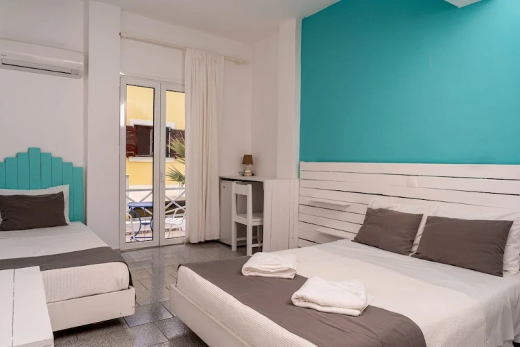 Classic Triple room