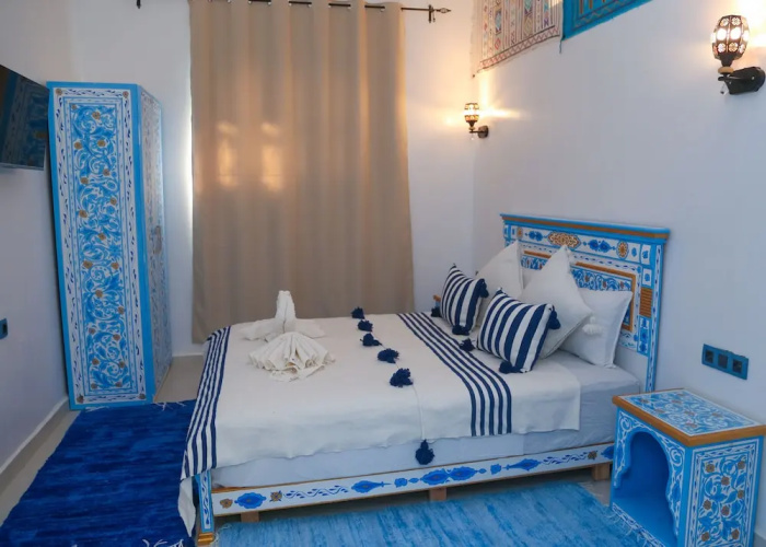 Casa Blue Pearl