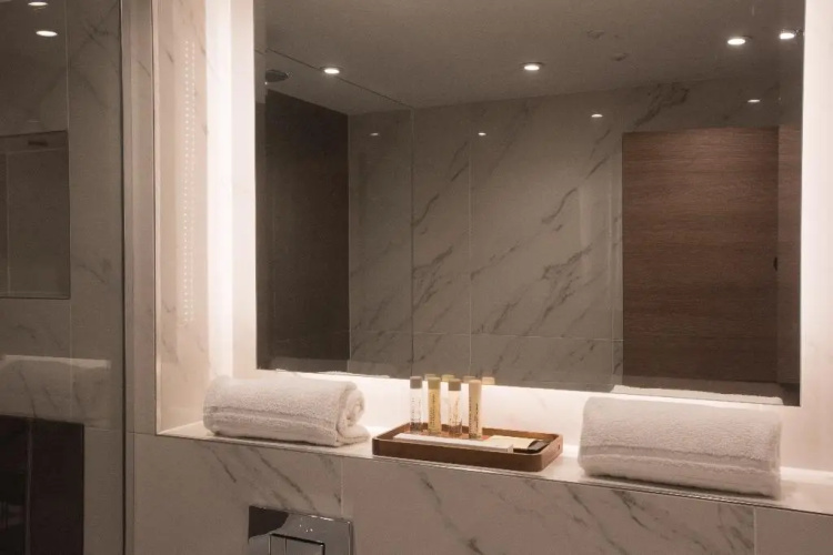 Merit Kensington Hotel photo 16