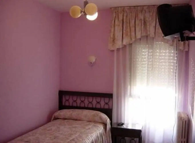Standard Single room