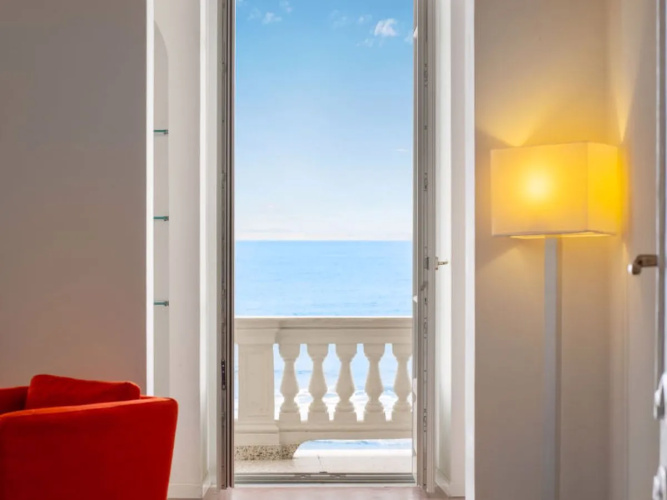 Beach House 39235