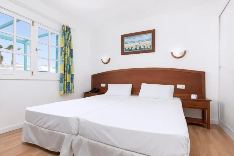 2 Bedrooms Family room
