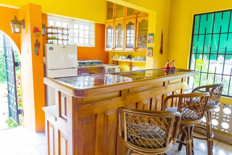 2 BR on Private Estate