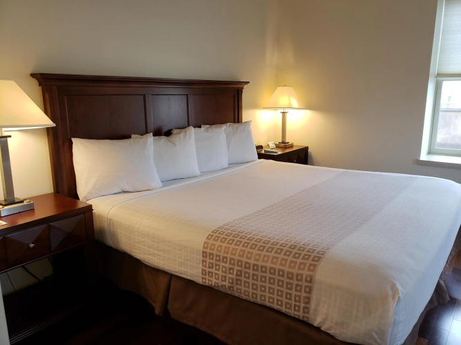 Grand Eastonian Suites Hotel photo 8