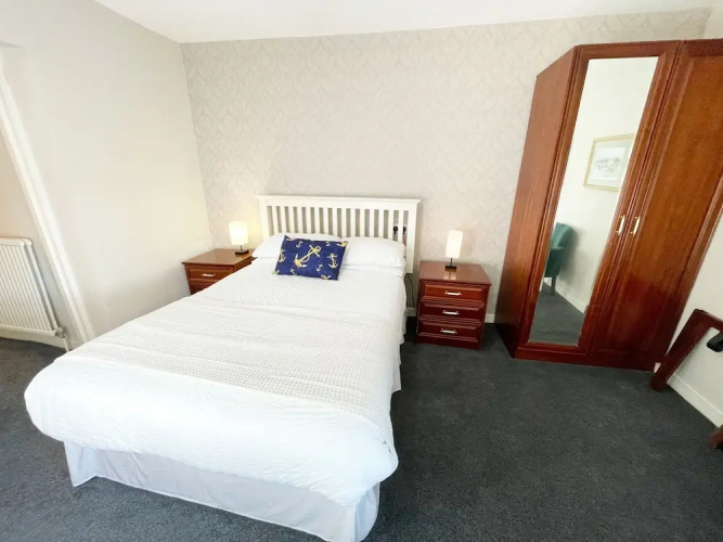 Anchor Hotel