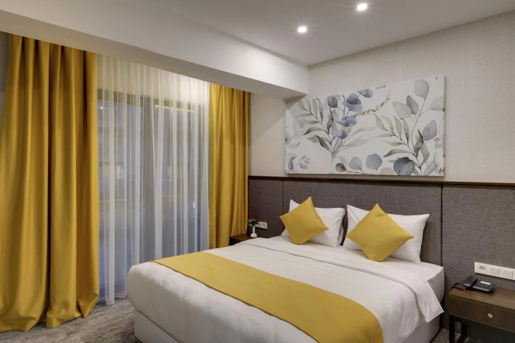 Leo suites Hotel