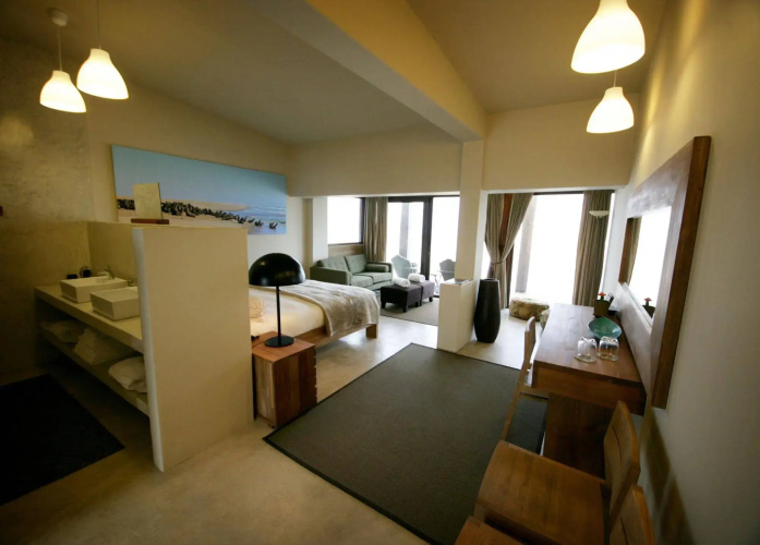 Pelican Point Lodge