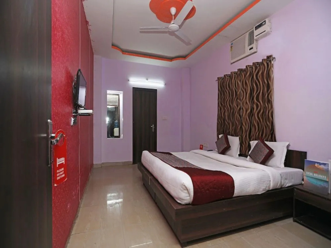 OYO 14983 Gawala Ashram