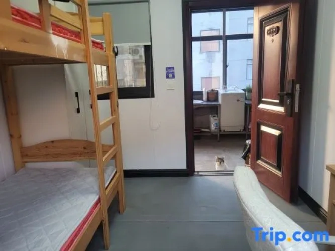 Bed in Dorm (male dorm)
