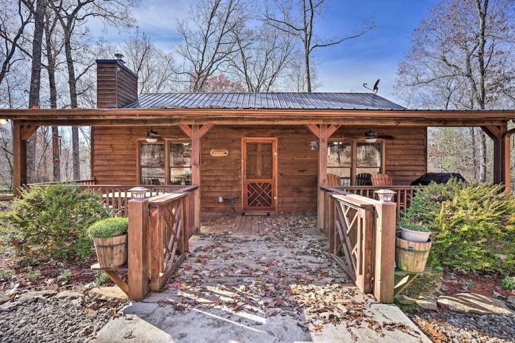 2 Bedrooms Cottage