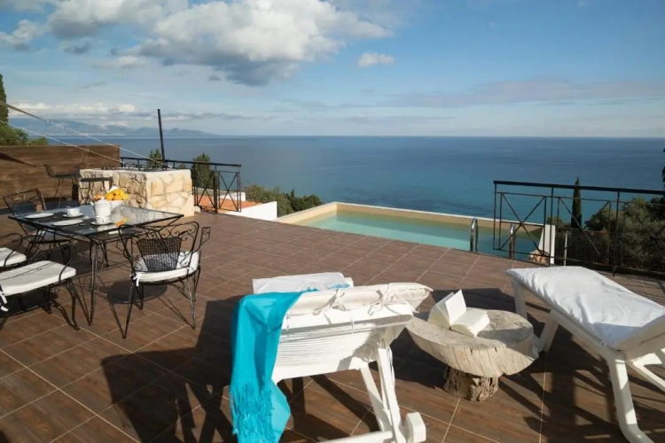 Standard Villa beachfront