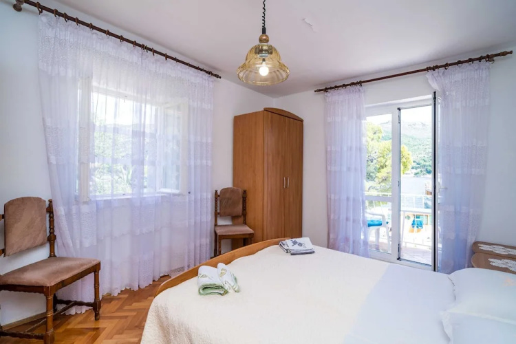 Apartments Zarac