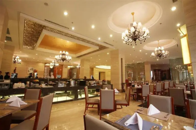 Shine Glory Hotel