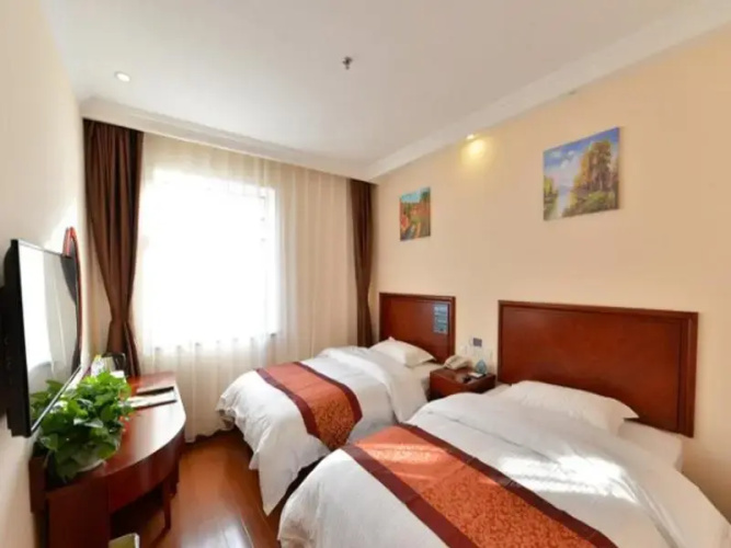 GreenTree Inn Bajiao (E) Street Express Hotel