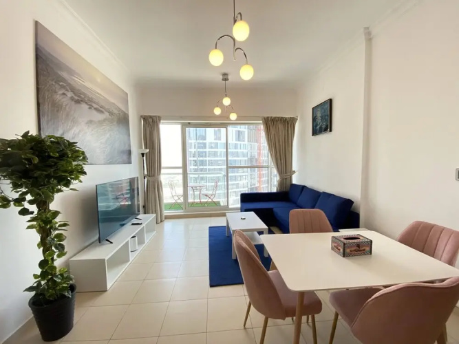 Lux BnB MayFair Tower Business Bay