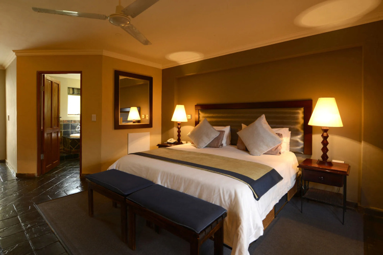Whalesong Hotel & Spa
