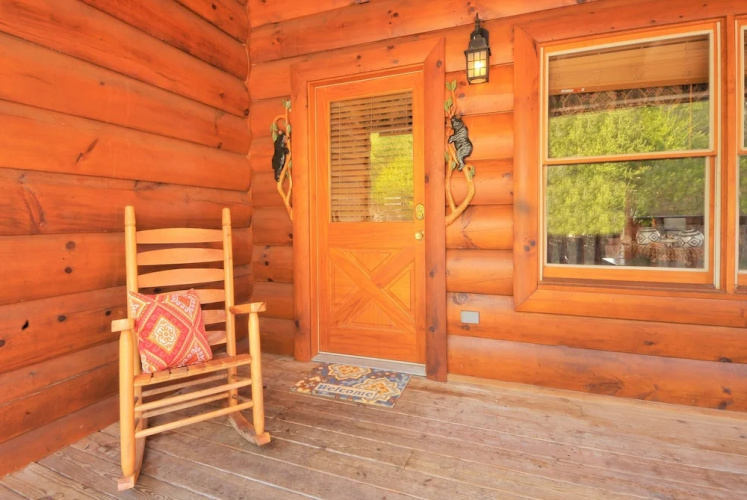 Almost Heaven - 4 Br cabin by RedAwning