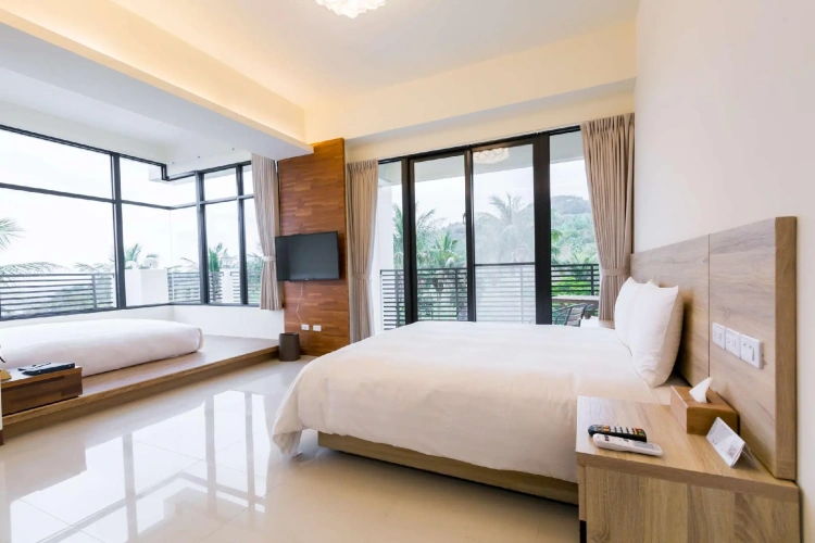 Deluxe Quadruple room with mountain view