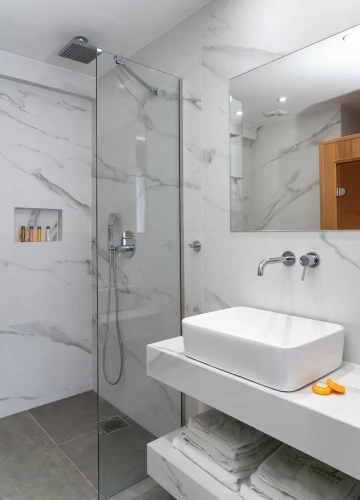 Deluxe Double Suite with balcony and with city view