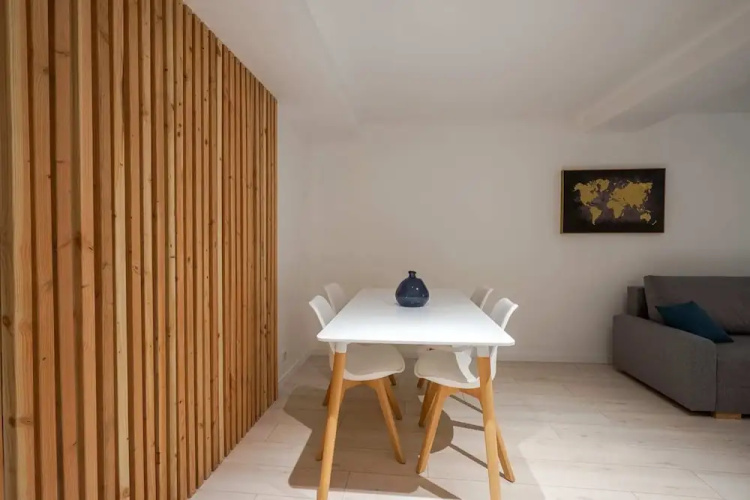 Modern flat in historic center by GuestReady