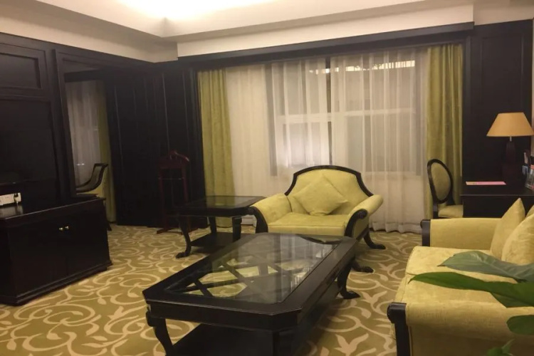 Trilec International Hotel