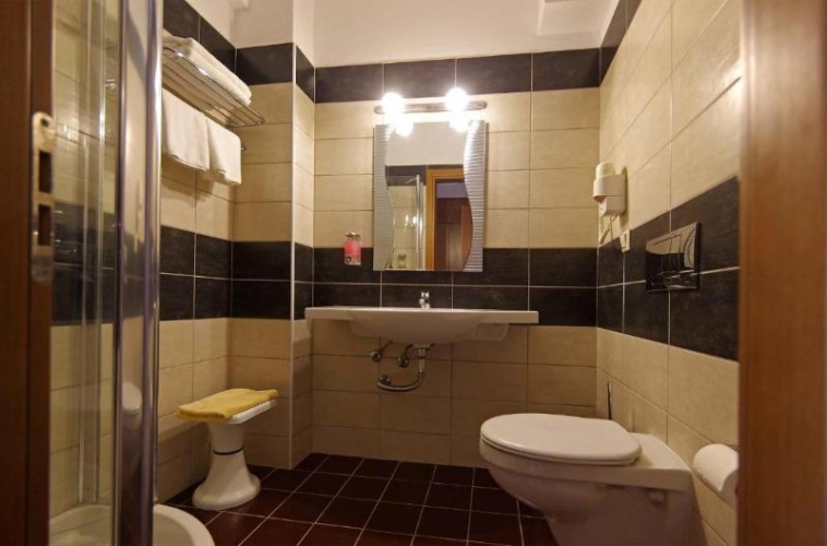 Classic Triple room with balcony