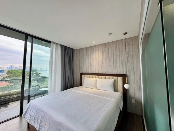 1 Bedroom Deluxe Double room with partial view