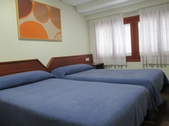 Economy Quadruple room
